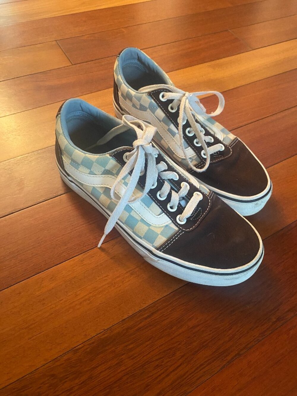 Vans old skool Checkered size 7 women’s Canvas Sneakers Black and Blue